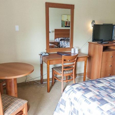 Motel Labarre Longueuil Zewnętrze zdjęcie