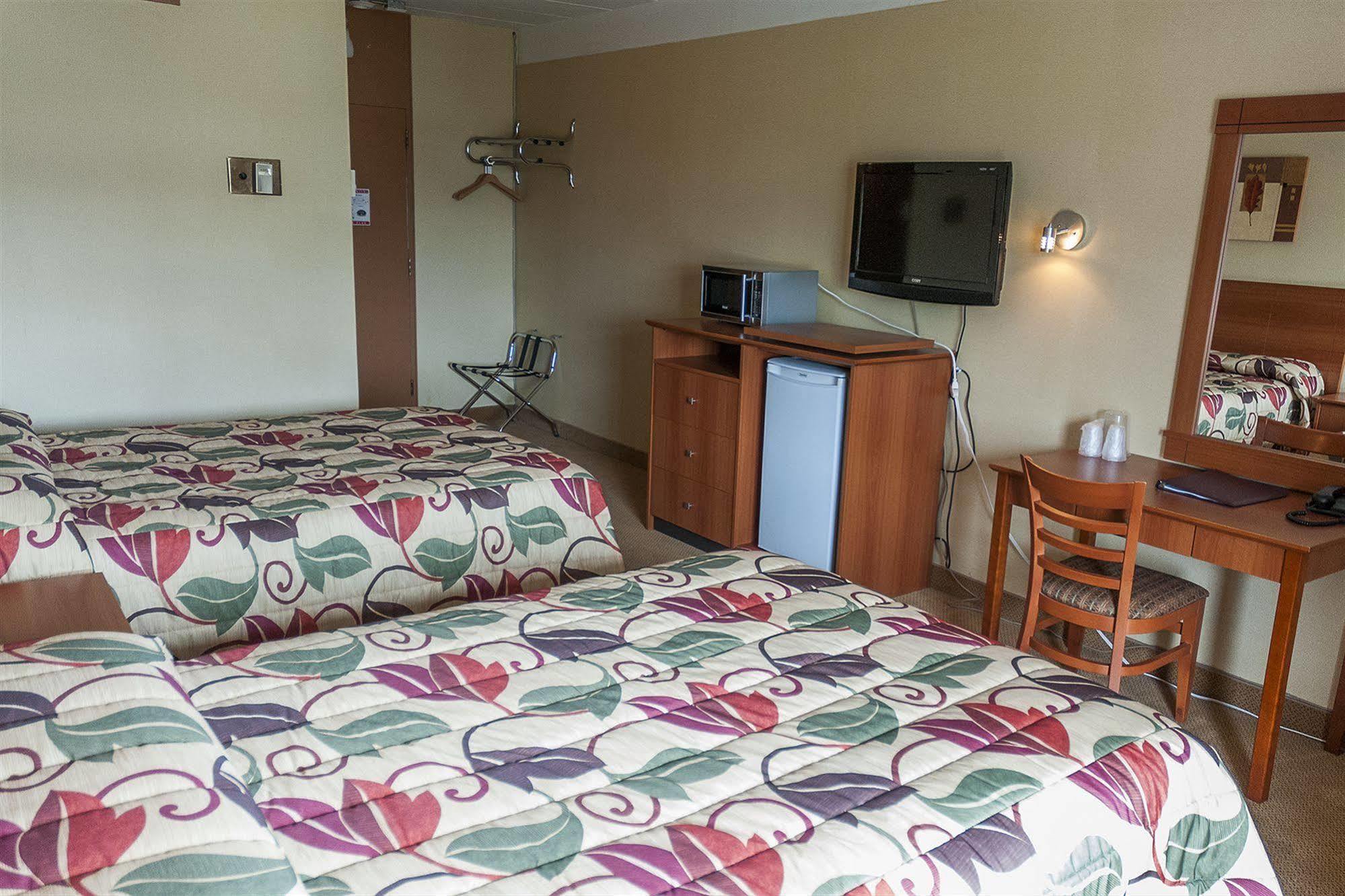 Motel Labarre Longueuil Zewnętrze zdjęcie