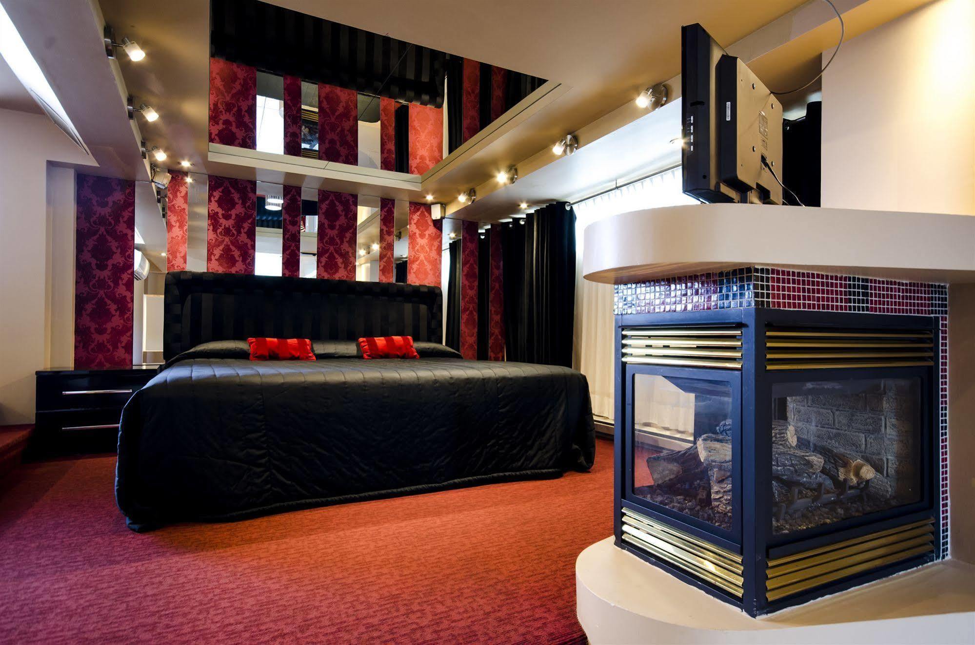 Motel Labarre Longueuil Zewnętrze zdjęcie