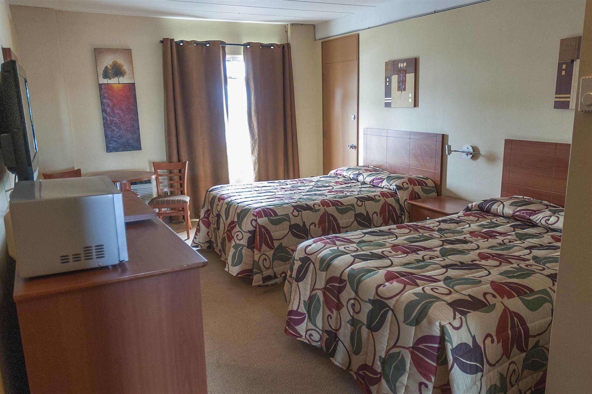 Motel Labarre Longueuil Zewnętrze zdjęcie