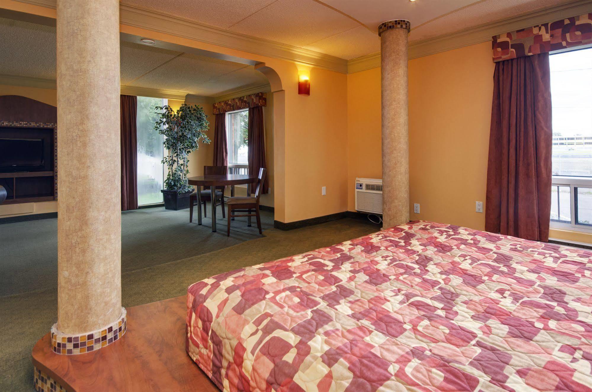 Motel Labarre Longueuil Zewnętrze zdjęcie
