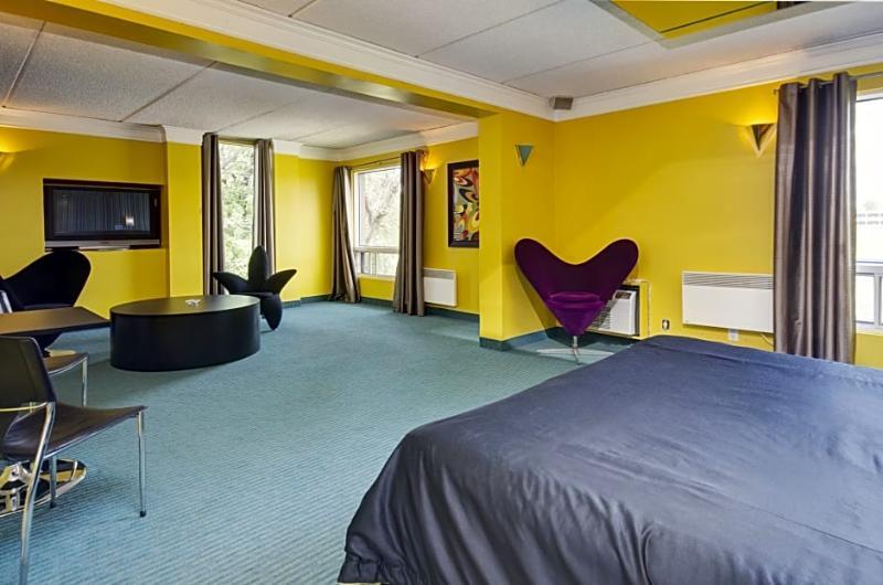 Motel Labarre Longueuil Zewnętrze zdjęcie